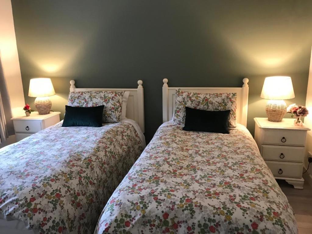 Kilkeel Bungalow - The Perfect Place To Stay Bagian luar foto