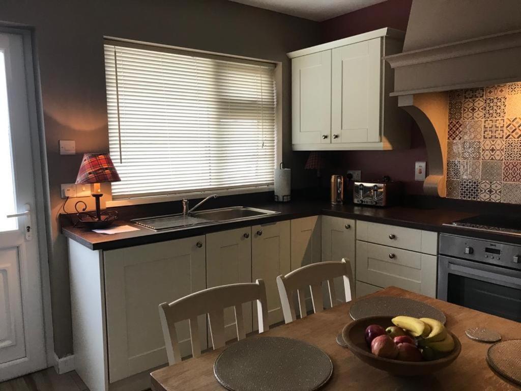 Kilkeel Bungalow - The Perfect Place To Stay Bagian luar foto